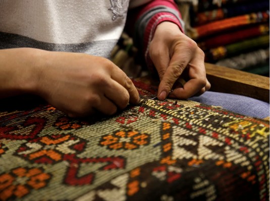 Where Can I Buy High-Quality Modern Carpets in India?