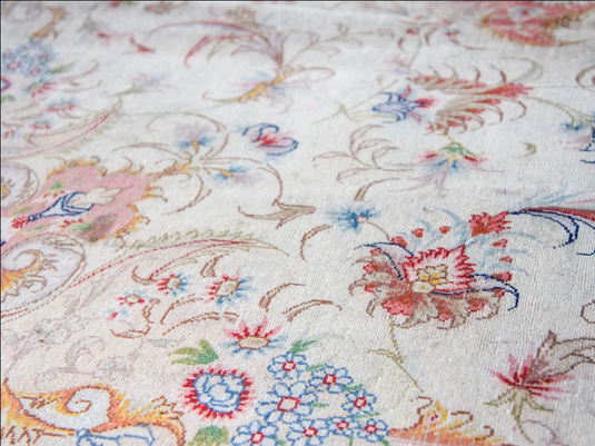 Best Place to Buy Traditional Rugs & Carpet in Delhi, India