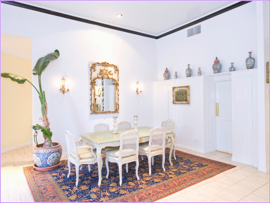 What are some top dining room rugs and carpet brands in Delhi, India?