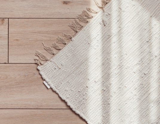 Where can I find best custom rugs and carpet in Delhi, India?
