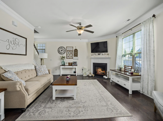 I’m a Homeowner from Kolkata Looking for Rugs for My Living Room — Here’s How I Found the Perfect One at The Ambiente
