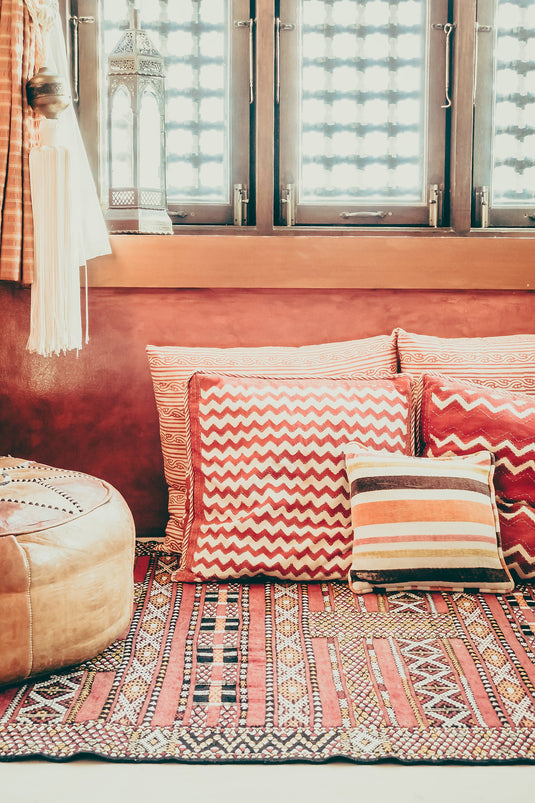 Best Place to Buy Handcrafted Rugs and Carpet for Hotel & Hospitality in India