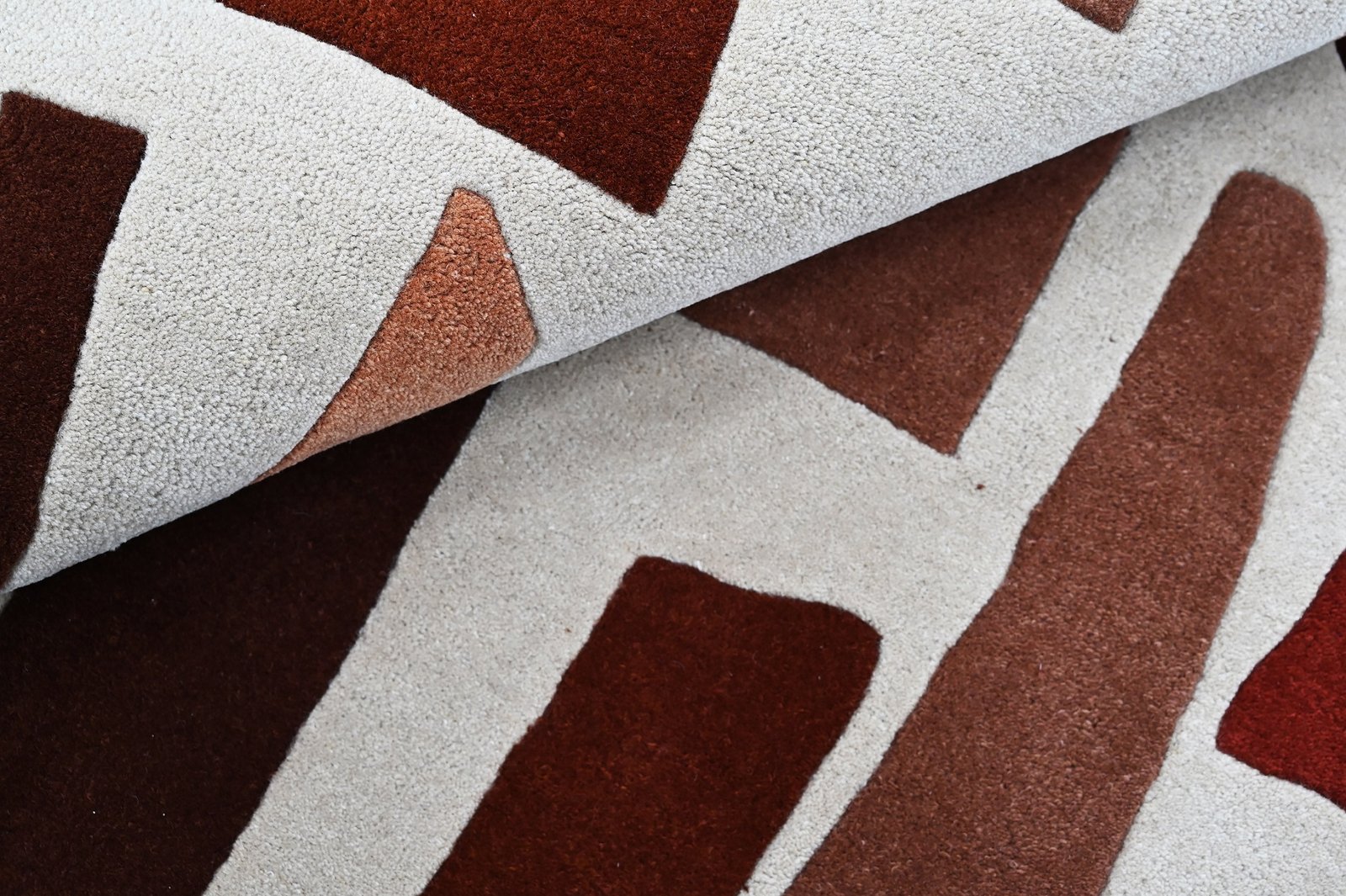 LR_205 CAMEL RUST RUGS - Image 4