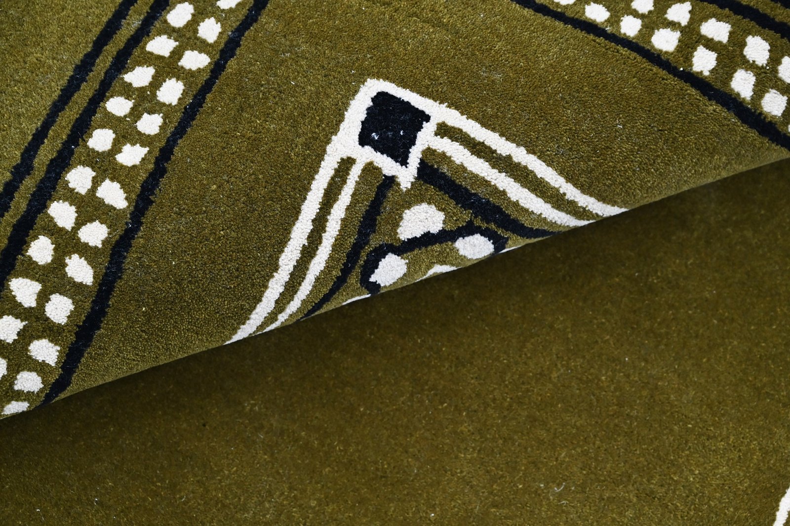 TFTA_96 GREEN RUGS - Image 4