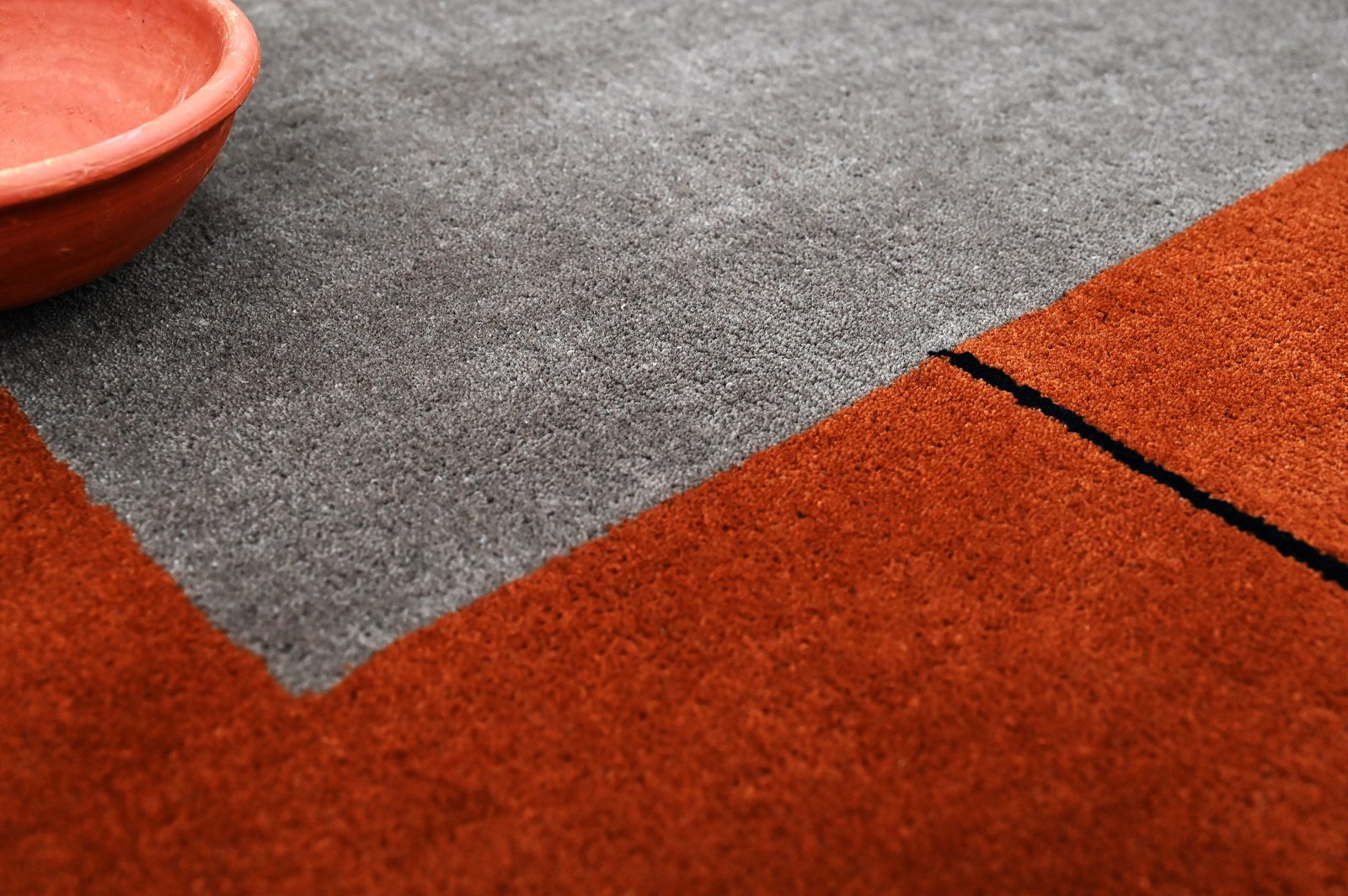 TFTA_97 RUST RUGS - Image 4