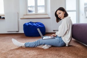 Read more about the article Buy Carpet Design for Living Room in India