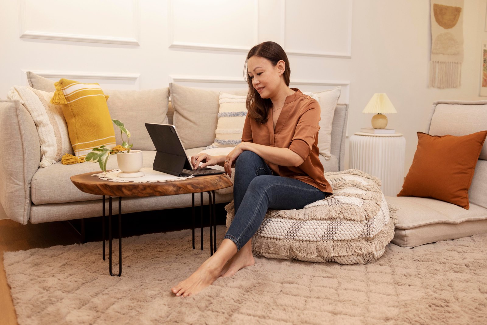 You are currently viewing Best Place to Buy Interior Designer Rugs and Carpet in Ahmedabad